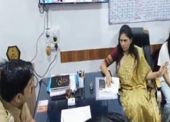 भाजप नेत्याच्या मुलीला त्रास